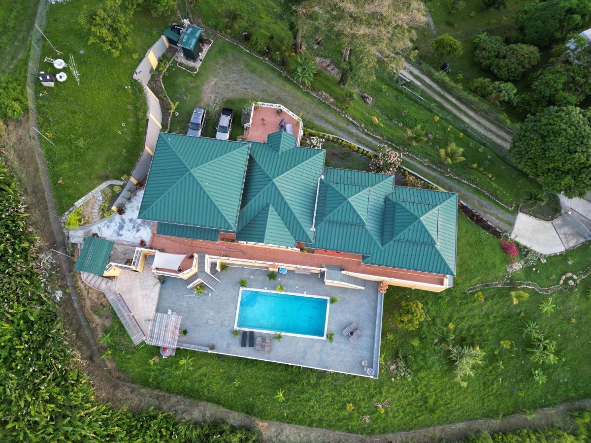 The Victory Villa Parrot Hall Екстериор снимка